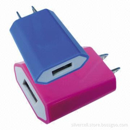 Charger for iPad Mini with Fashionable Shape, CE and RoHS Marks